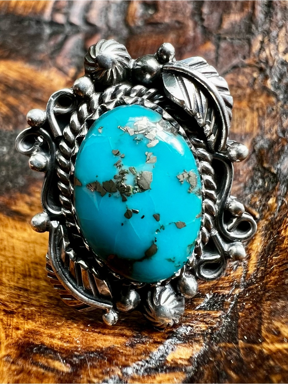 Kingman Turquoise Ring Size 8 Sterling Silver Southwestern Statement